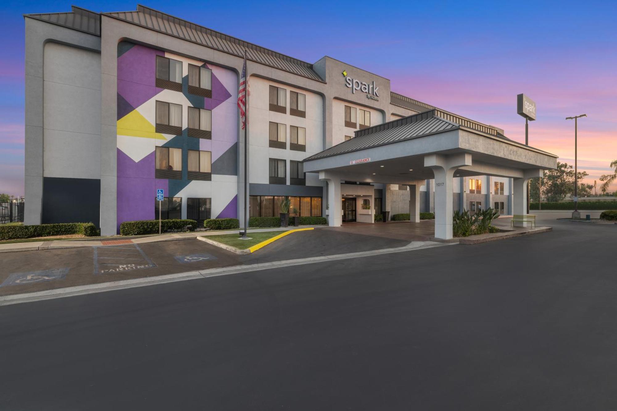 Spark By Hilton Bakersfield Central Eksteriør bilde